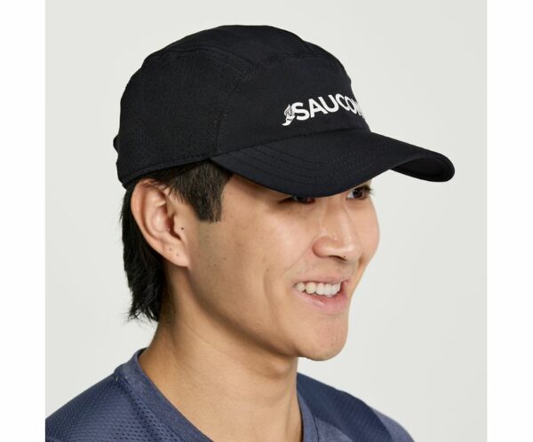 כובע ריצה מנדף יוניסקס סאקוני | שחור |  Saucony Outpace Hat