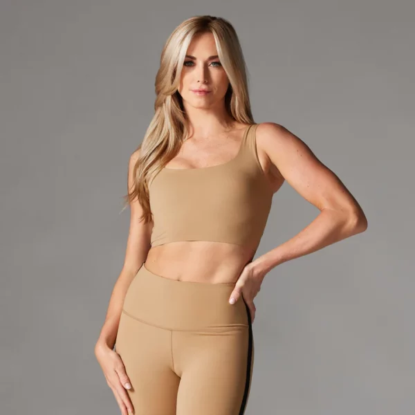 חזיית אימון/טופ מעוצב גב מוצלב | Tavi Noir Power Bra Camel